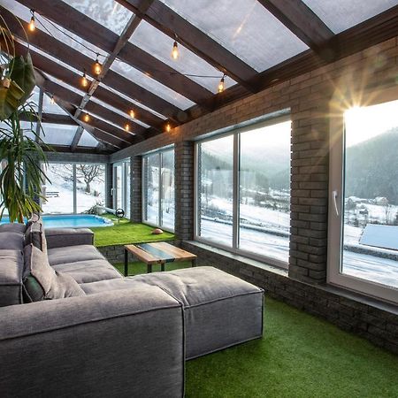 Apart-Hotel Vershina Яремче Екстер'єр фото