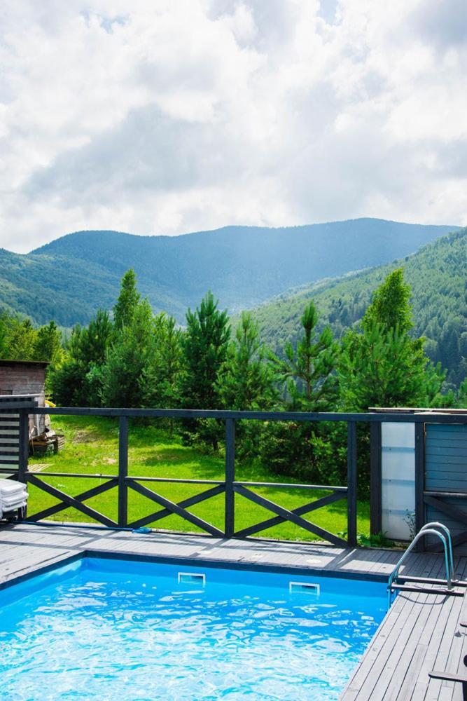 Apart-Hotel Vershina Яремче Екстер'єр фото