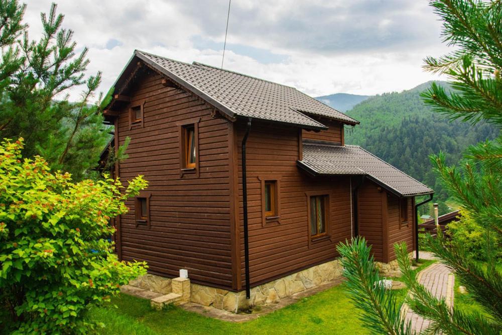 Apart-Hotel Vershina Яремче Екстер'єр фото